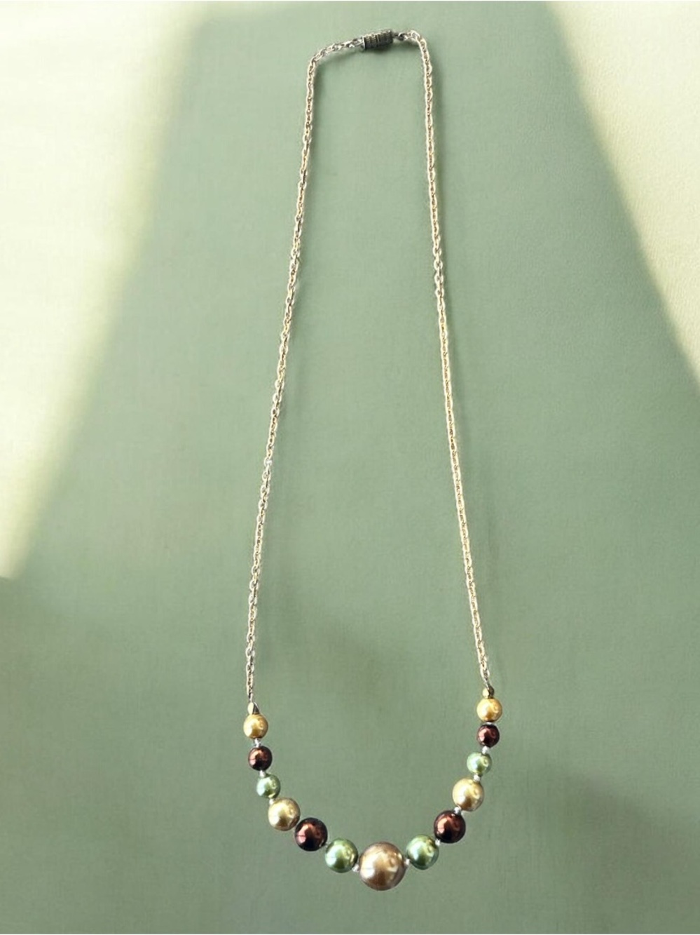 Vintage Pearl Bead Multi-Color Barrel Clasp Necklace